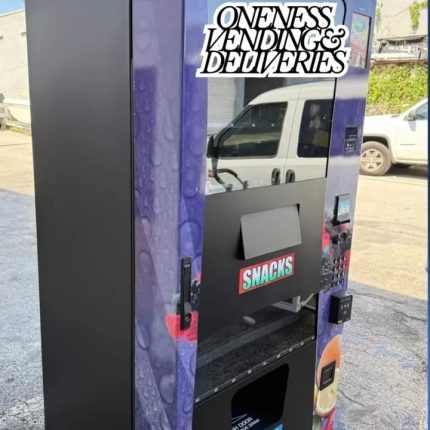 2014 Seaga Office Deli HY2100 Combination Vending Machine