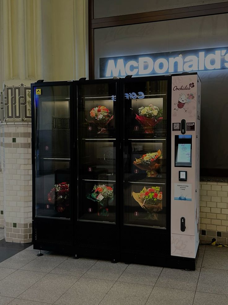 2022 Haloo Intelligent Refrigerated Flower Bouquet Vending Machine (2)