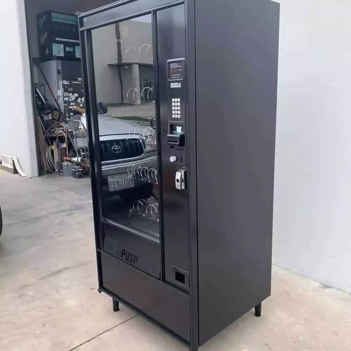 AMS Glass-Front Snack Vending Machine (2)
