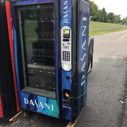 Beverage-Air / Royal Vendors Glass-Front Drink Vending Machine