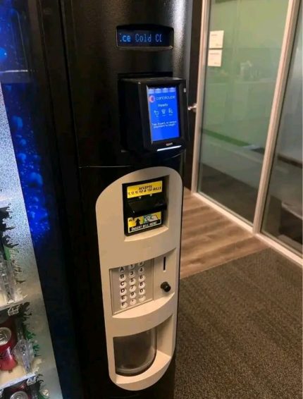 Crane National BevMax 4 (Model 5800 / 3800)