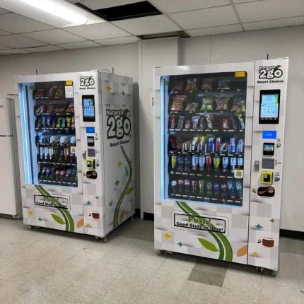 Naturals 2Go / Wittern Glass-Front Combination Vending Machine
